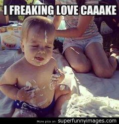 daf5747f9e_Funny-baby-loves-cake